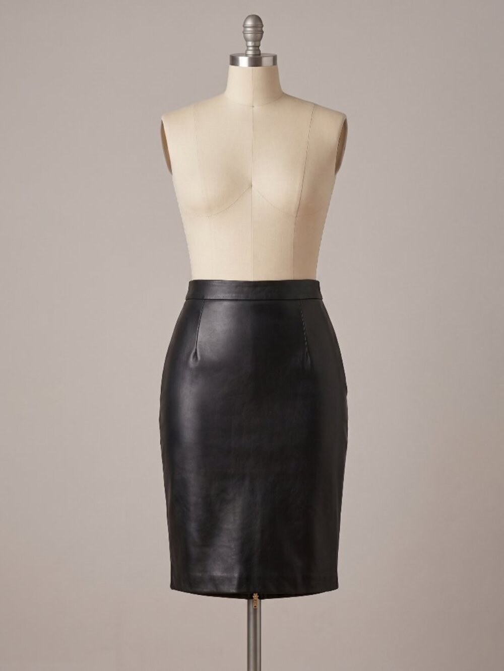 Cupcakes and Cashmere Jasper Vegan Leather Pencil Skirt – Chic Midi Skirt